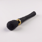 NoirPulse – Elegant, krachtig en mysterieus, passend bij het zwarte design..